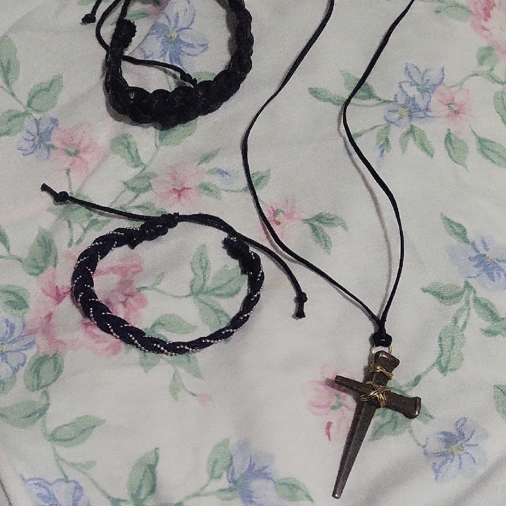 Cross Of NAILS/ BONUS BRACELETS​​